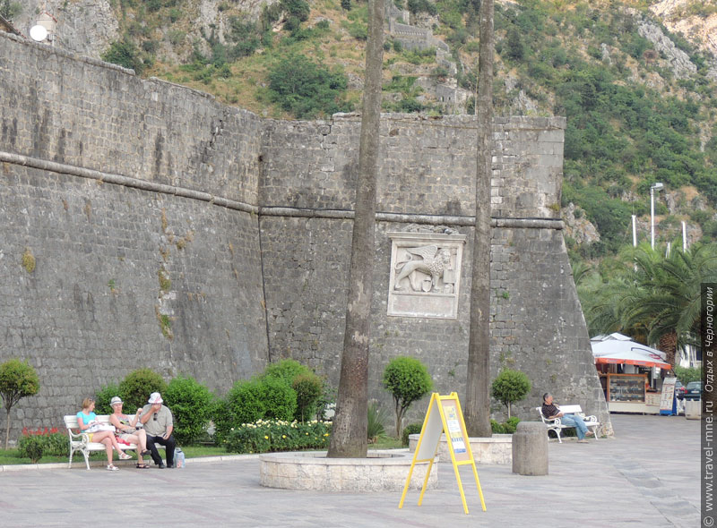 Лев на городской стене - наследие венецианского периода в истории Котора