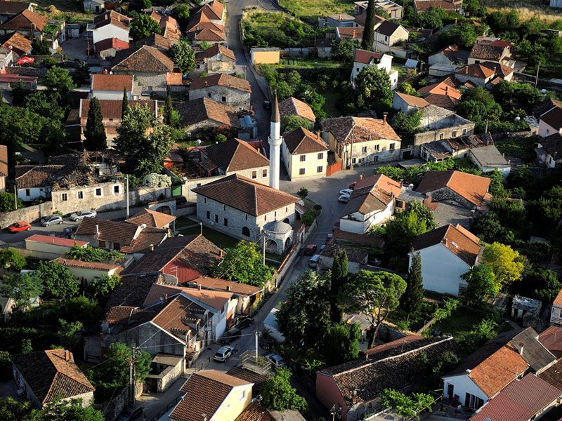 Квартал Стара Варош - это немного турецкого города посреди черногорской столицы