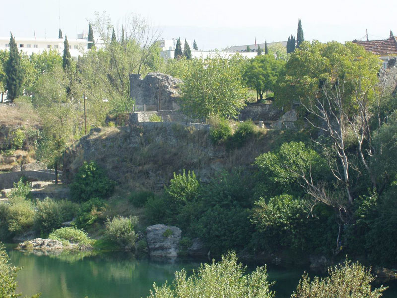 От турецкой крепости Депедоген ныне остались одни руины